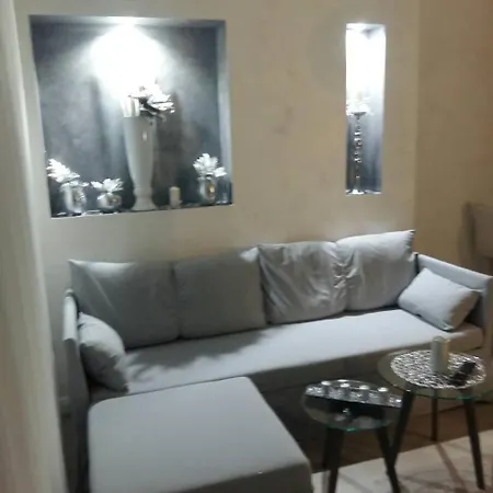 Apartment N&l *